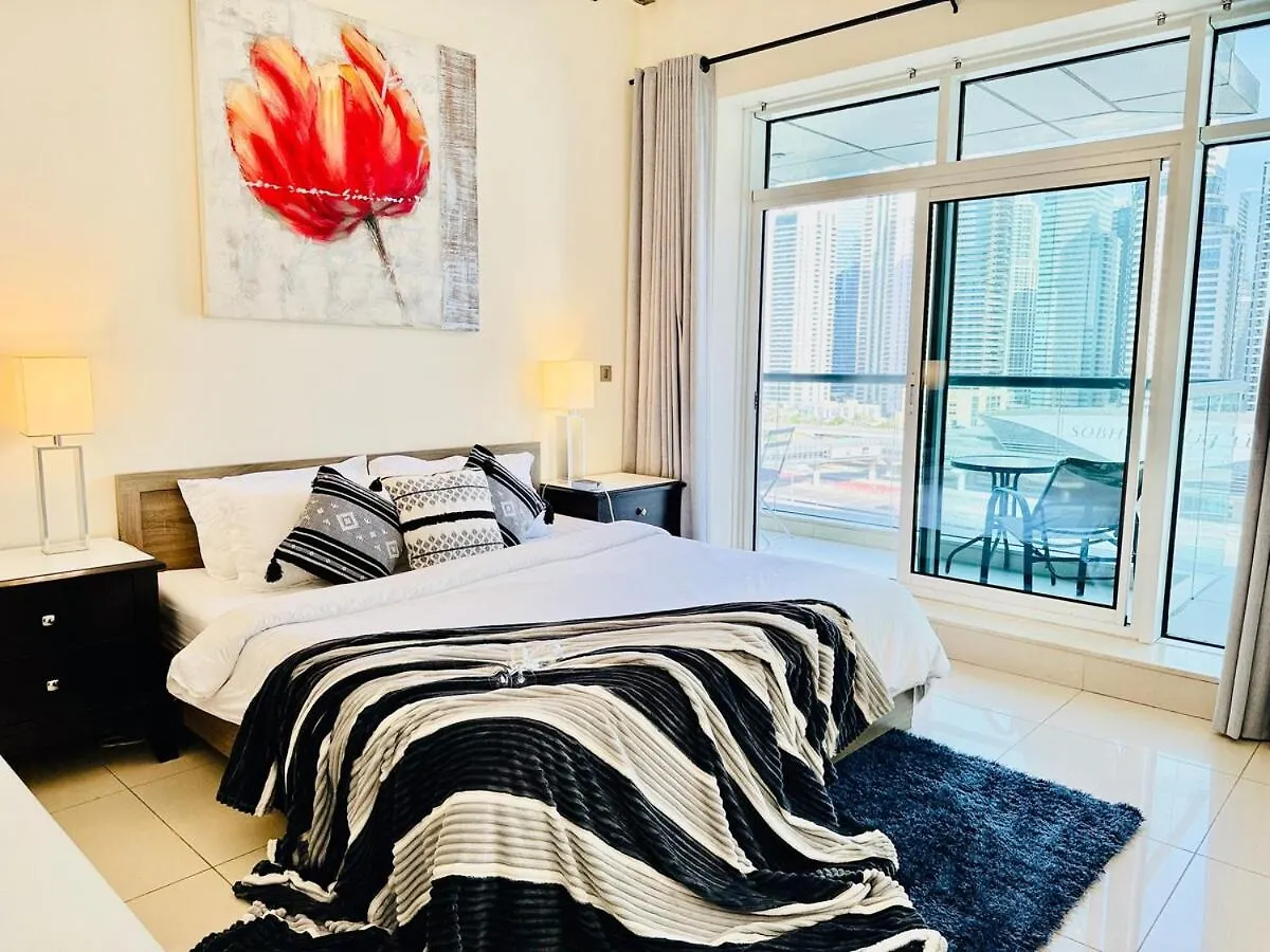 Stylish 1Bhk In Marina Steps To Metro & Marina Walk Apartment Dubai 0*,
