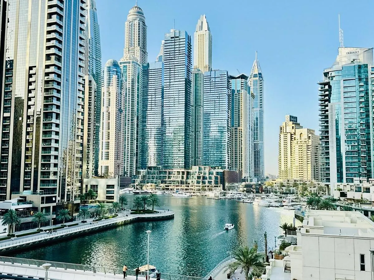 Stylish 1Bhk In Marina Steps To Metro & Marina Walk Apartment Dubai